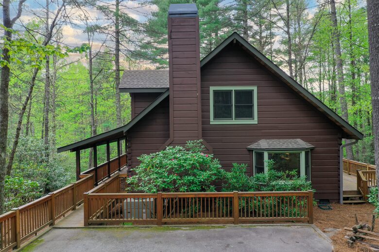 Luxury Log Home at the Mountain Club at Cashiers - Sapphire, North Carolina