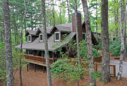 Luxury Log Home at the Mountain Club at Cashiers - Sapphire, North Carolina