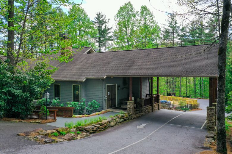 Scotch Highlands Home at the Mountain Club at Cashiers - Sapphire, North Carolina