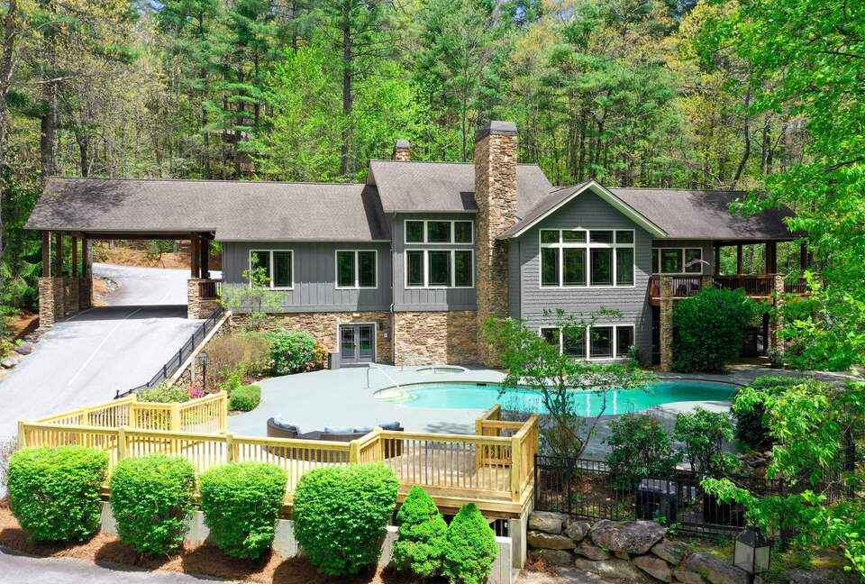 Scotch Highlands Home at the Mountain Club at Cashiers - Sapphire, North Carolina