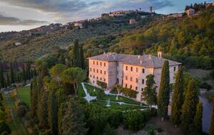 Palazzo Grande (R) - Corciano (Umbria), Italy