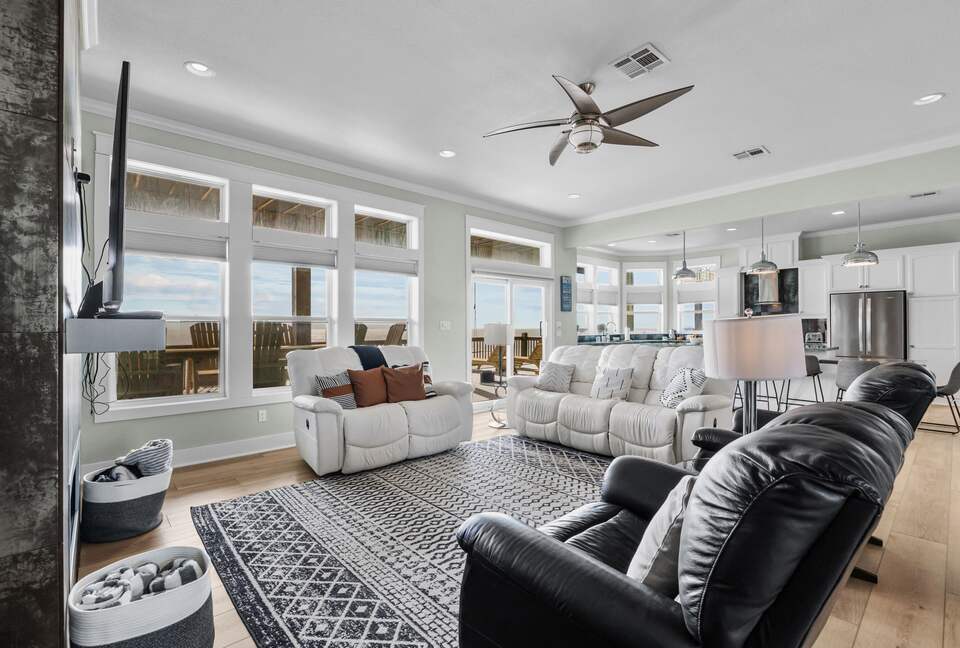 Beachfront Home on Crystal Beach - Crystal Beach, Texas
