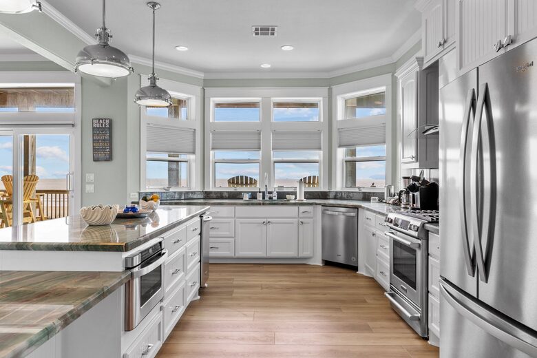 Beachfront Home on Crystal Beach - Crystal Beach, Texas