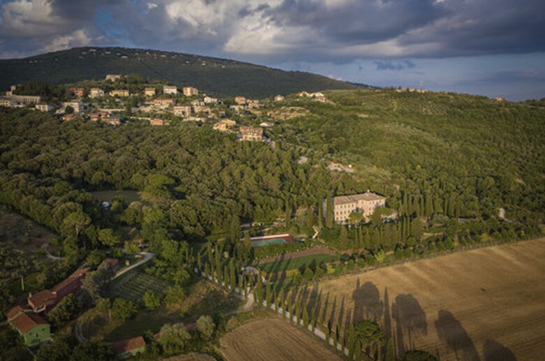 Palazzo Grande (R) - Corciano (Umbria), Italy