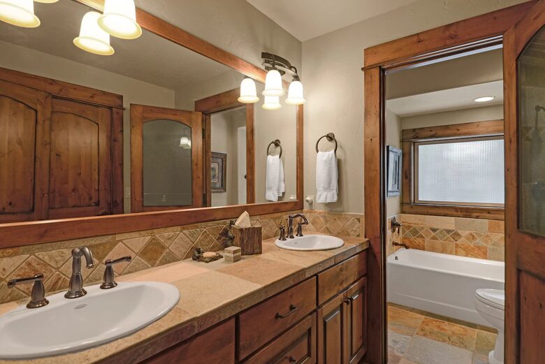 Mt Bachelor getaway on Deschutes River in Sunriver - Sunriver, Oregon