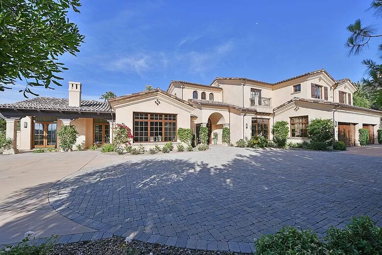 Refined Rancho Santa Fe Relaxation | Close to San Diego - San Diego, California