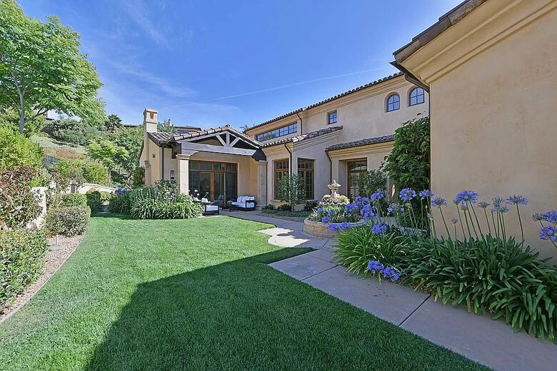Refined Rancho Santa Fe Relaxation | Close to San Diego - San Diego, California