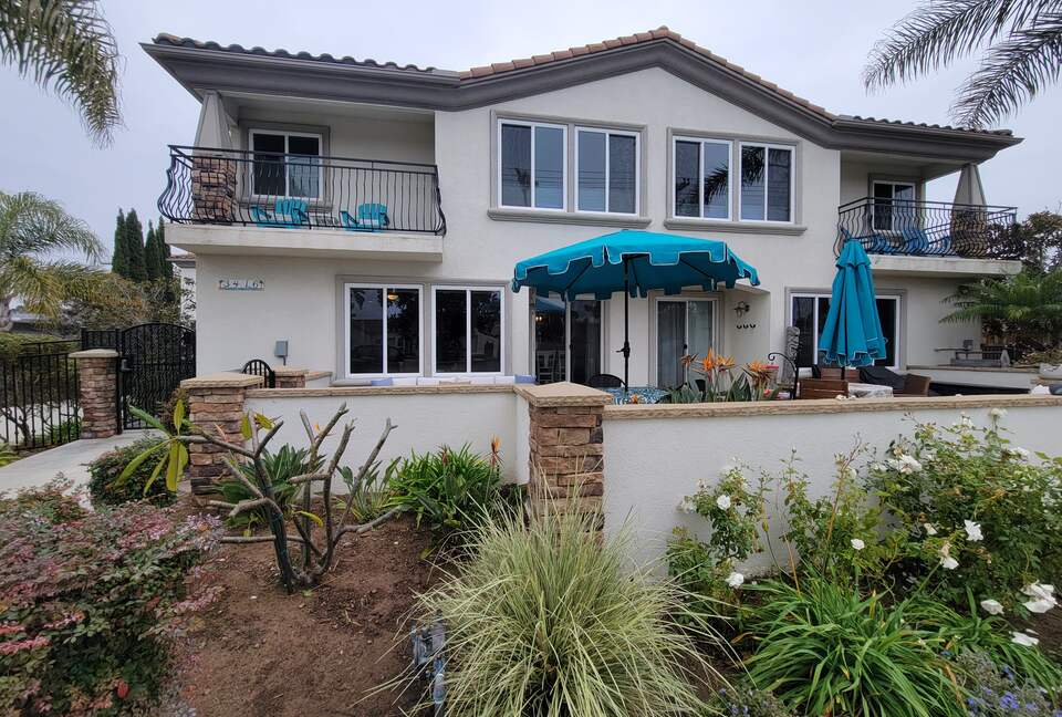 Left front unit with balcony and lanai