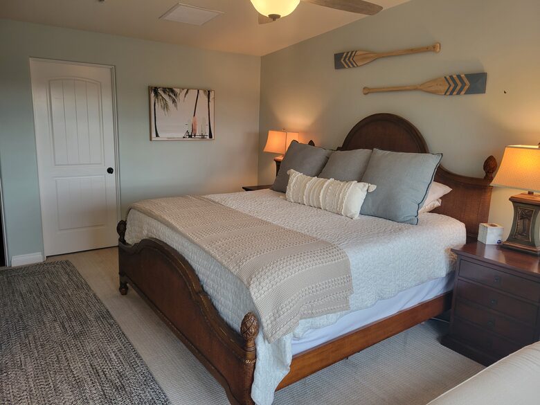 SoCal Beach Living | Steps to the Beach & Carlsbad Village - Carlsbad, California
