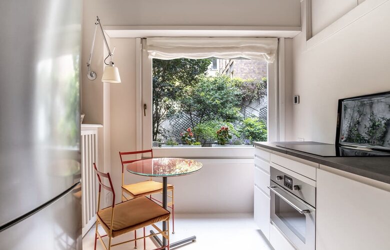 Casa Passione | Ground Floor Cosy Apartment - Milan, Italy