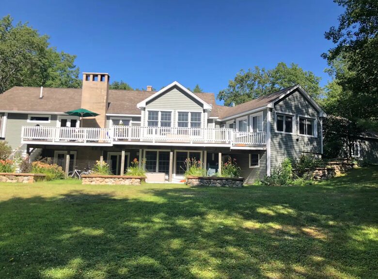 Casa à Beira do Lago no Maine - East Waterboro, Maine