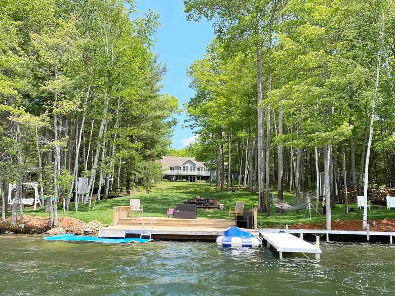 Casa à Beira do Lago no Maine - East Waterboro, Maine