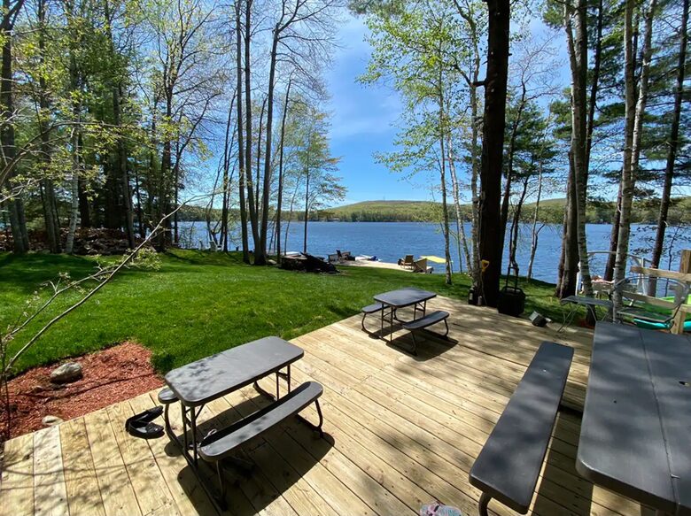 Casa à Beira do Lago no Maine - East Waterboro, Maine