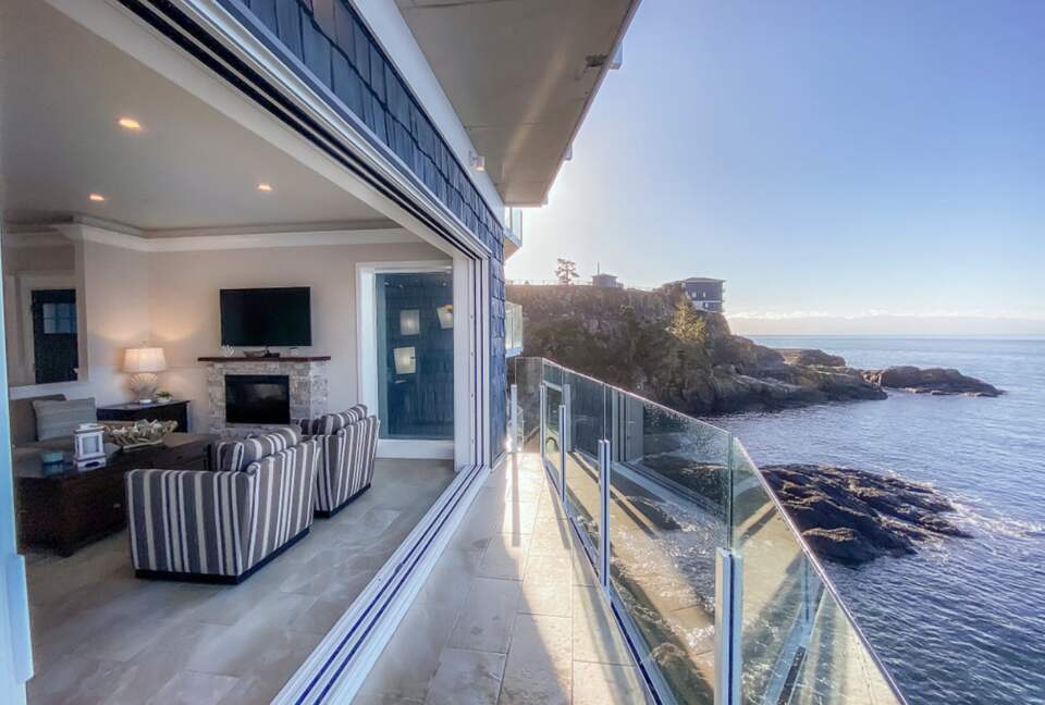 SookePoint 1-bedroom Ocean Cottage - Sooke, Canada