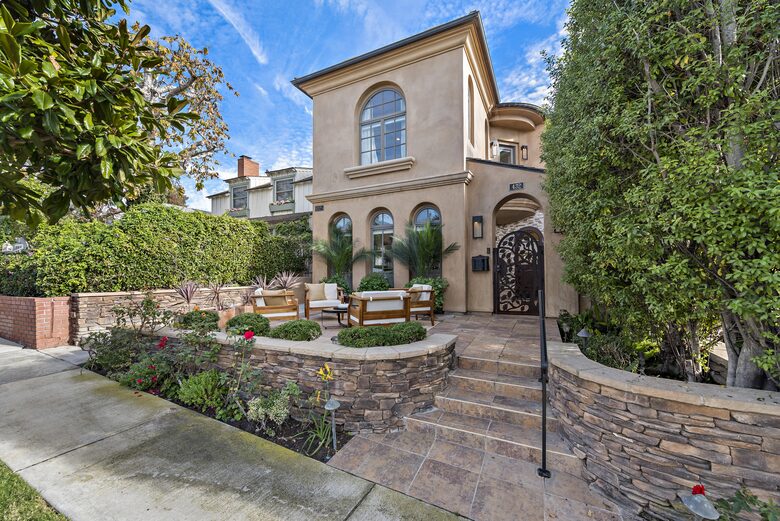 Luxurious Corona Del Mar Vacation Home - Newport Beach, California