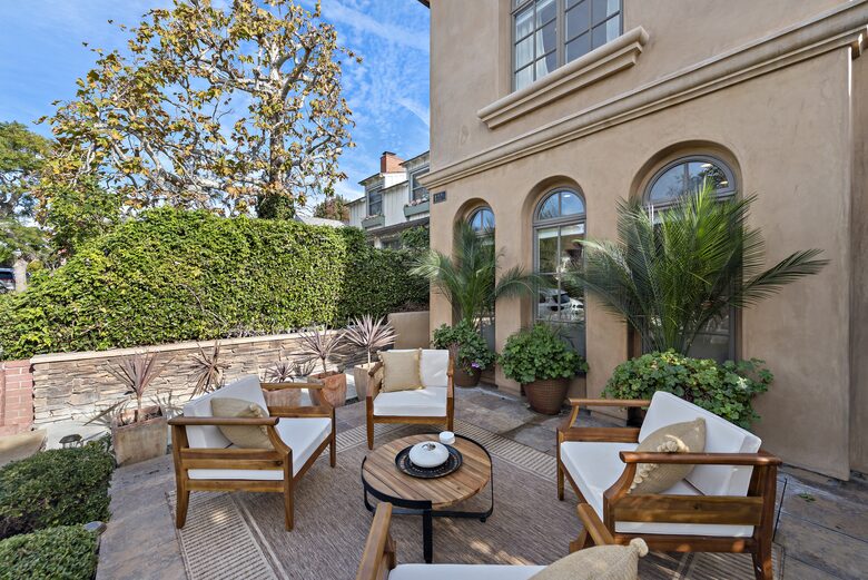 Luxurious Corona Del Mar Vacation Home - Newport Beach, California