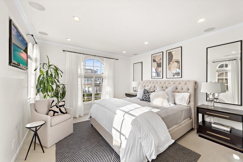 Luxurious Corona Del Mar Vacation Home - Newport Beach, California