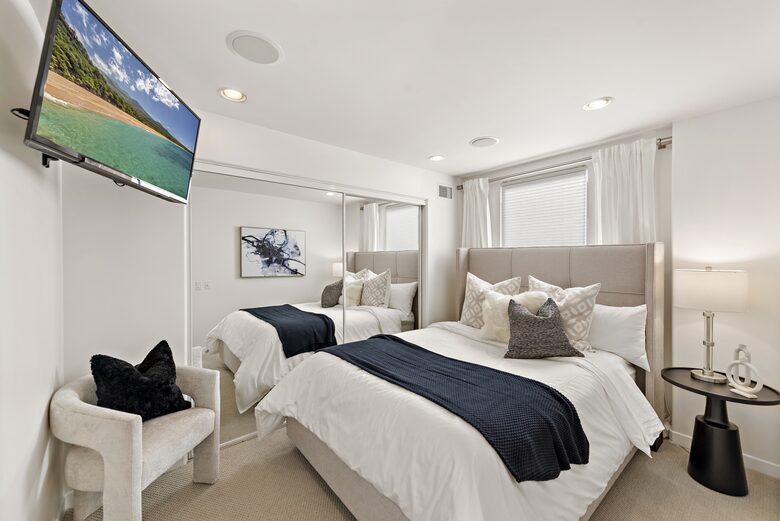 Luxurious Corona Del Mar Vacation Home - Newport Beach, California