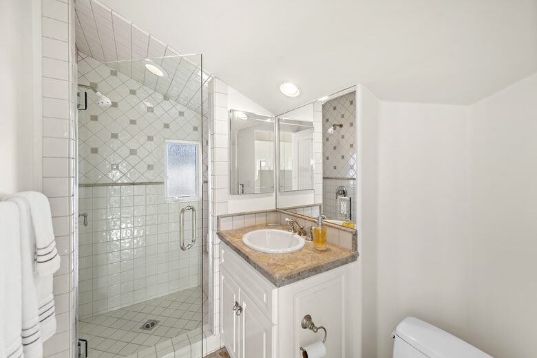 Luxurious Corona Del Mar Vacation Home - Newport Beach, California