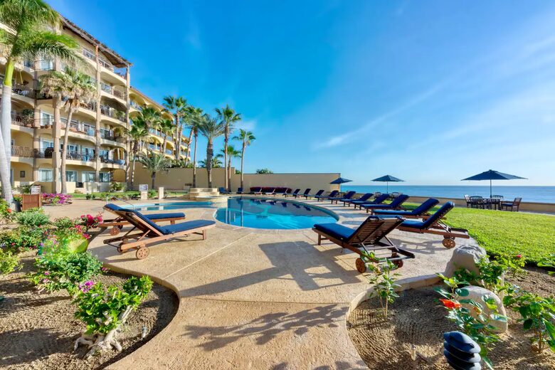 Las Olas Surfing - San Jose del Cabo, Mexico