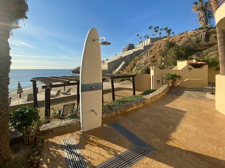 Las Olas Surfing - San Jose del Cabo, Mexico