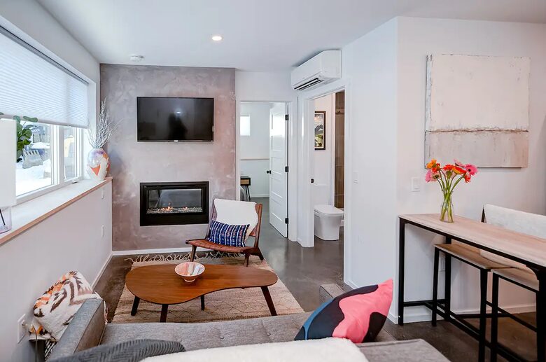 New modern Stowe Village Getaway - Stowe, Vermont