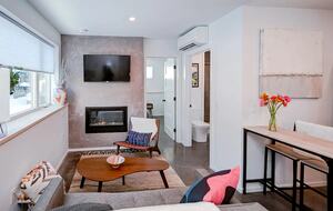 New modern Stowe Village Getaway - Stowe, Vermont