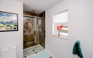 New modern Stowe Village Getaway - Stowe, Vermont