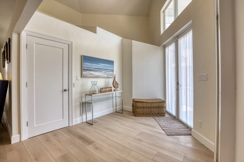 Latitude Adjustment- Beachfront with an Amazing Lit Private Fishing Dock w/ Sunrise Views - North Captiva, Florida