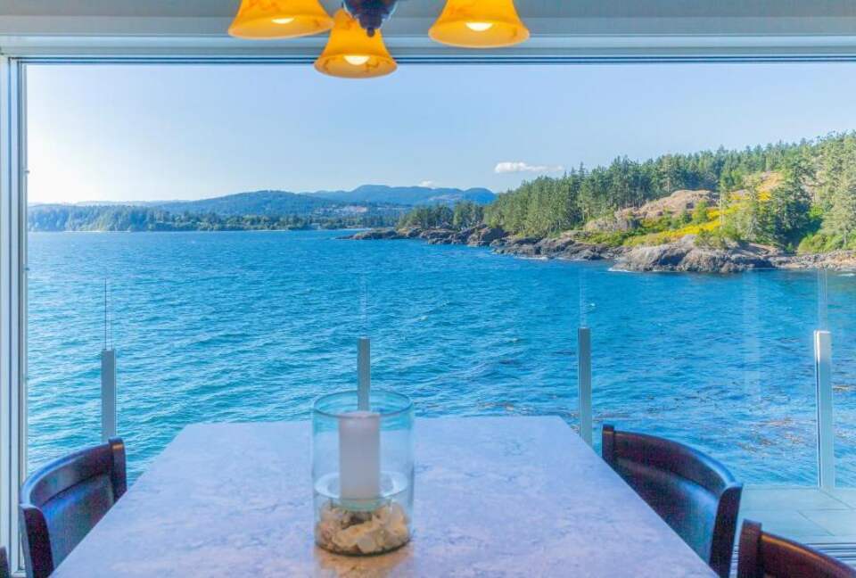 SookePoint 1-bedroom Ocean Cottage - Sooke, Canada