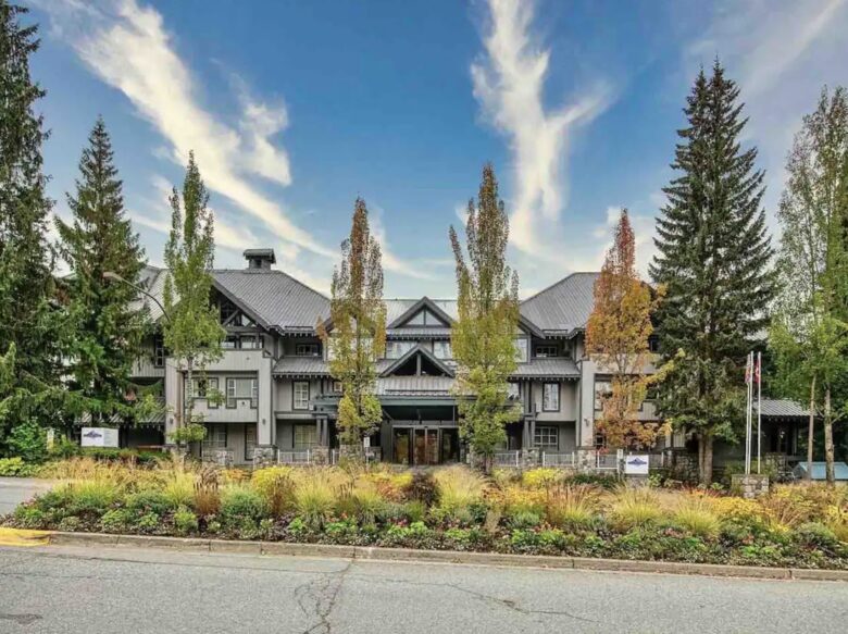 The Whistler Eden | Luxury Ski-in/Ski-out - Whistler, Canada