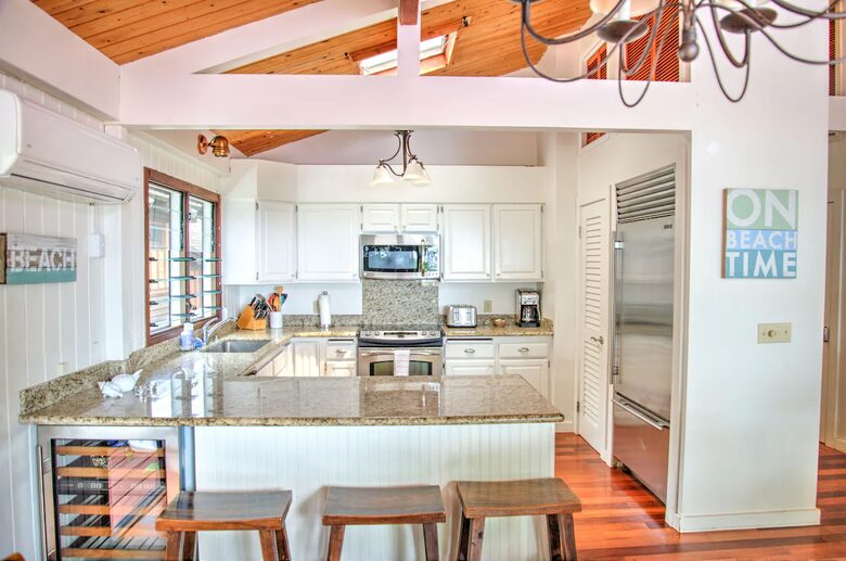Spectacular North Shore Beach House - Haleiwa, Hawaii