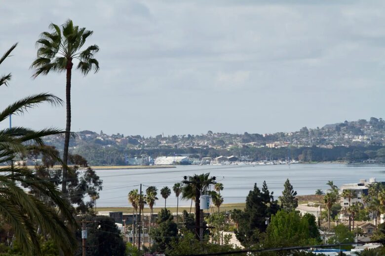 The Alba | Pacific Beach - San Diego, California