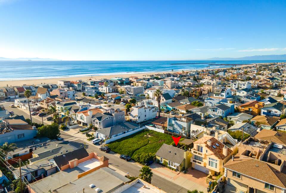 Surf Cottage - Oxnard, California