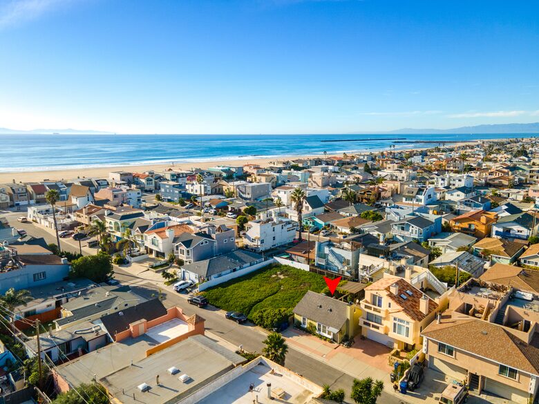 Surf Cottage - Oxnard, California