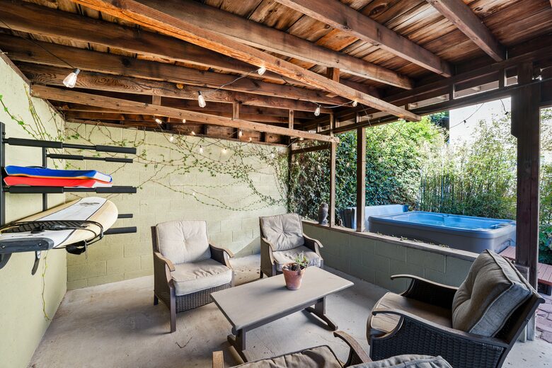 Surf Cottage - Oxnard, California