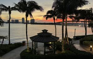 Palm Beach Marina Grande Retreat - Riviera Beach, Florida