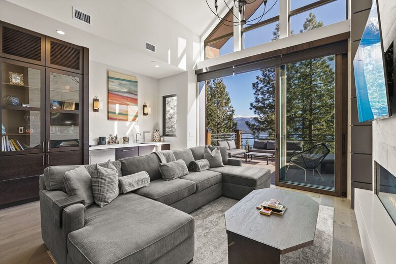 Modern Lakeview Getaway - Crystal Bay, Nevada