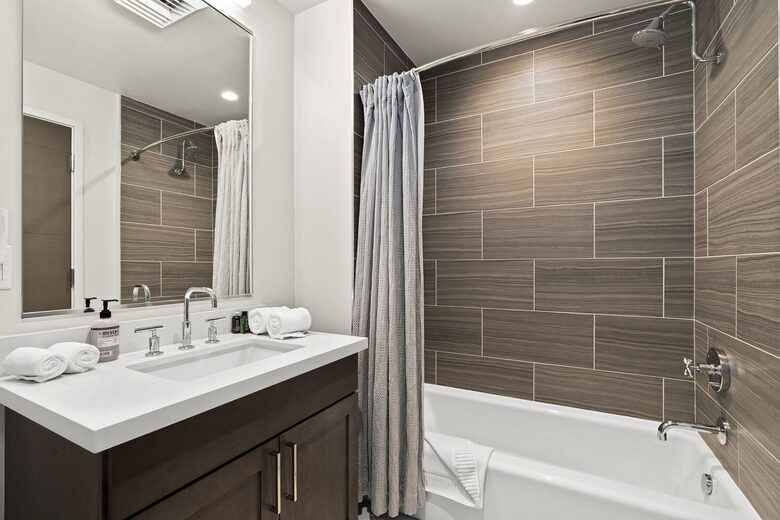 Modern Lakeview Getaway - Crystal Bay, Nevada