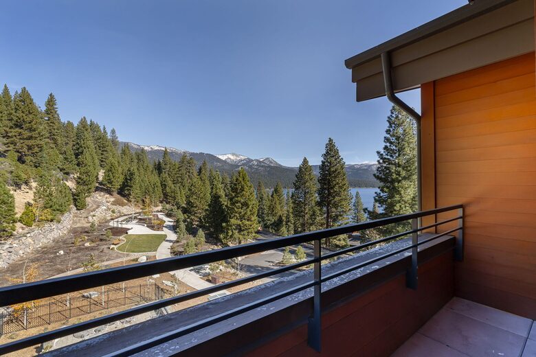 Modern Lakeview Getaway - Crystal Bay, Nevada