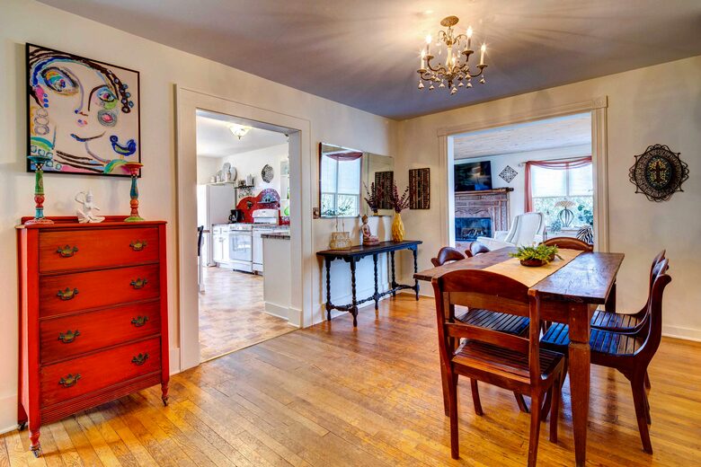 1906 Private Farmhouse near Asheville - Leicester, North Carolina
