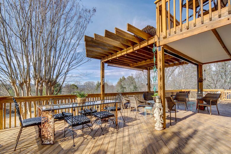 1906 Private Farmhouse near Asheville - Leicester, North Carolina