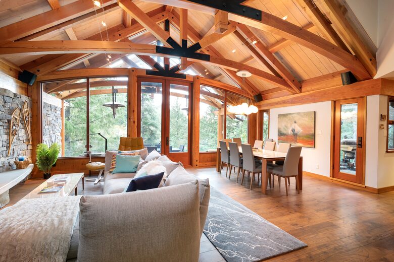 Living Room/Dining room with balcony