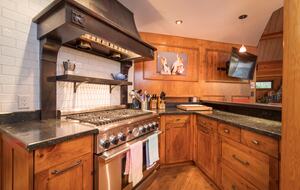 6 burner stove with oven and granite counter tops