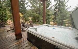 Hot Tub with Ski run/mountain views