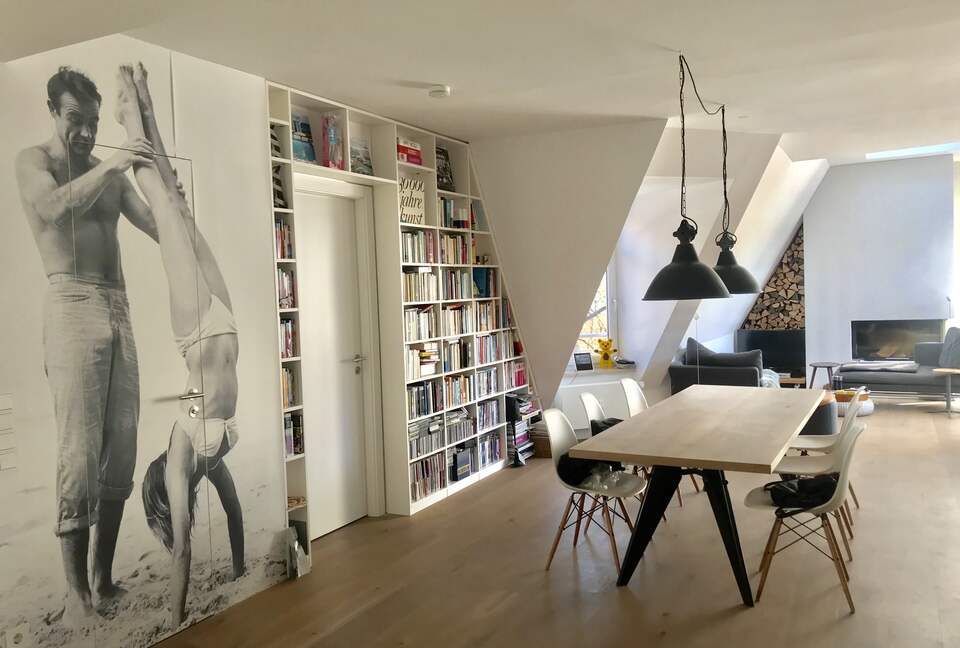 Rooftop Apartment With Fireplace And Terrace - Munich, Germany