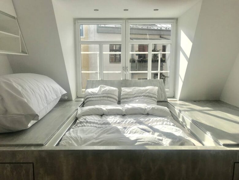 Rooftop Apartment With Fireplace And Terrace - Munich, Germany