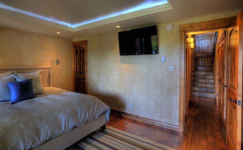 Lakefront Villa at Crystal Shores - Incline Village, Nevada