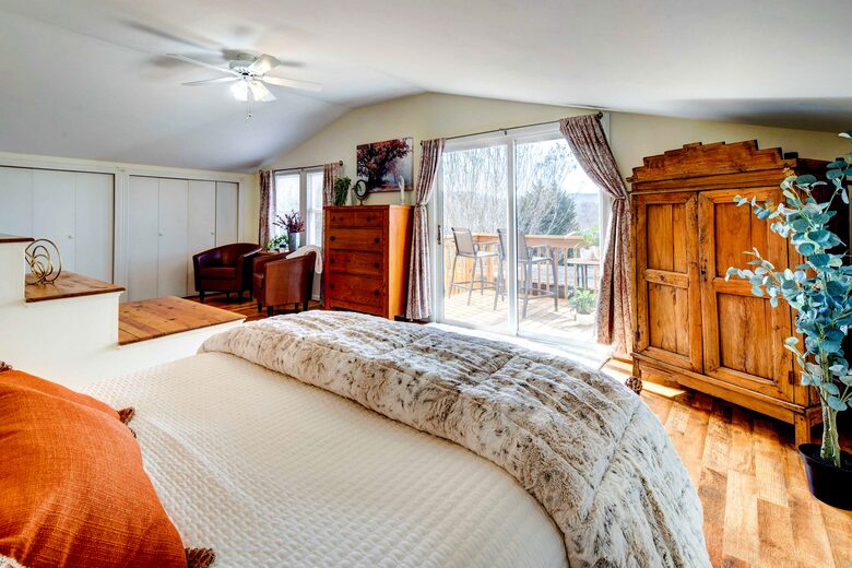 1906 Private Farmhouse near Asheville - Leicester, North Carolina
