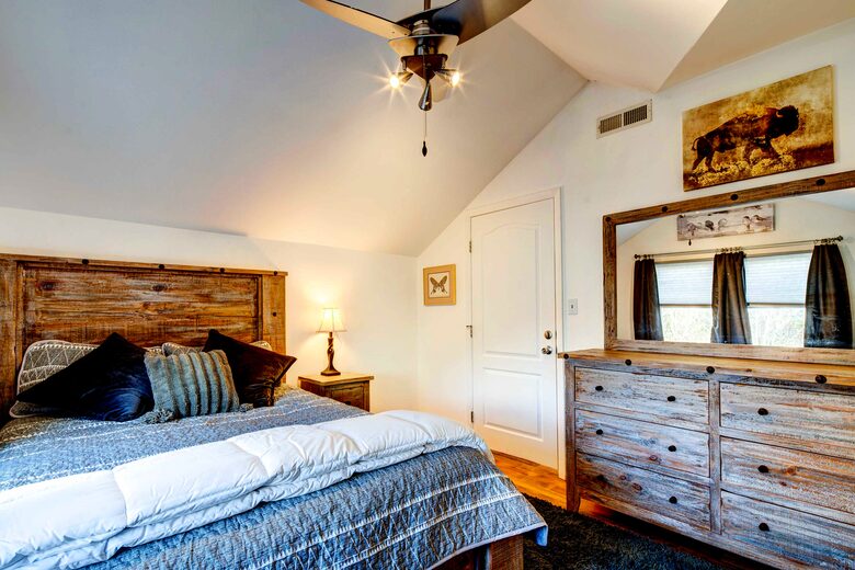 1906 Private Farmhouse near Asheville - Leicester, North Carolina